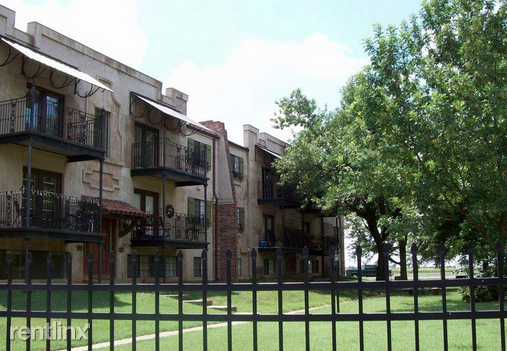 Vineyards on Garland - Photo 2 of 9