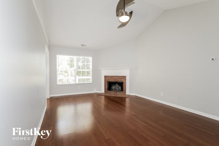 1400 Flanagan Mill Dr - Photo 2 of 16