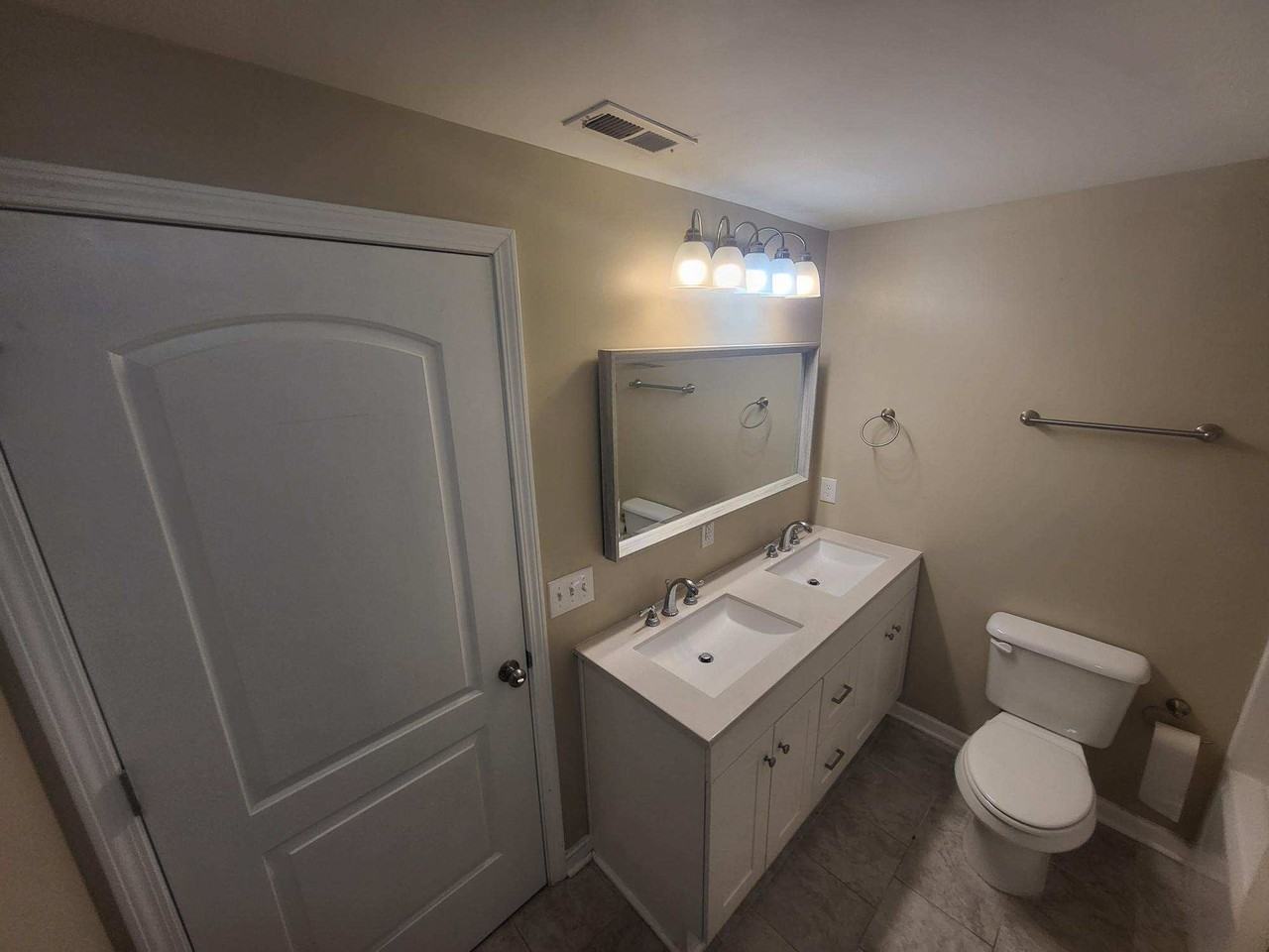 309 West Martin Street #1 - Photo 3 of 7