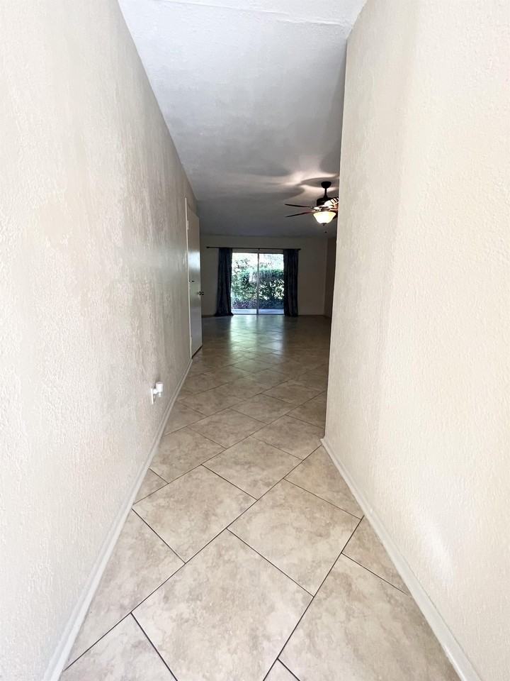 507 E San Sebastian Ct #1 - Photo 5 of 22