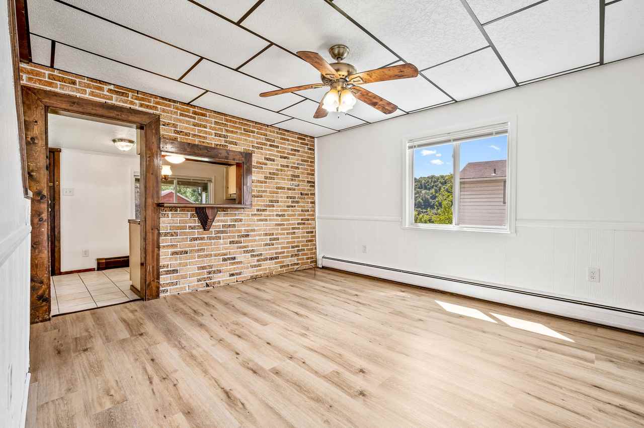 424 Worthington St #1 - Photo 7 of 22