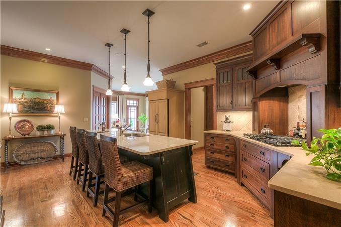 300 W 45th Ter #201 - Photo 6 of 22