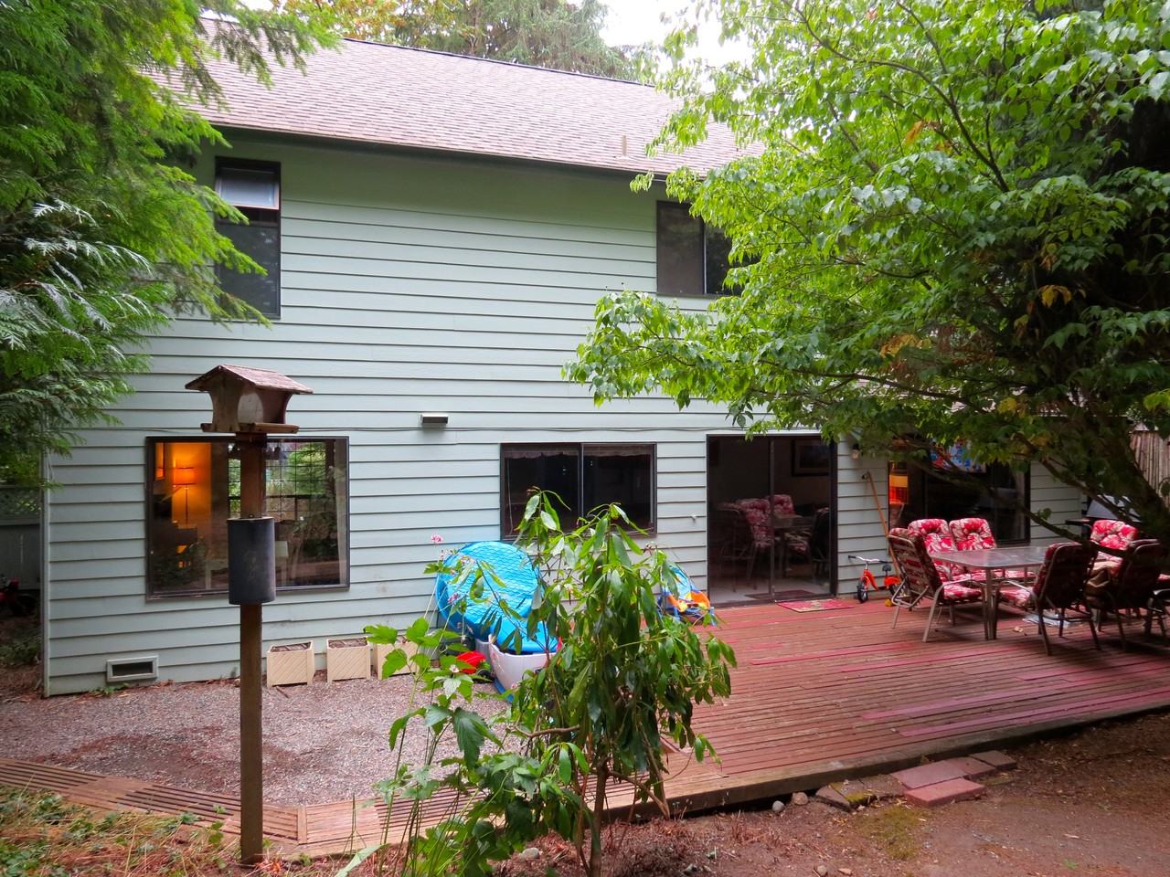 13718 174th Ave NE - Photo 3 of 17