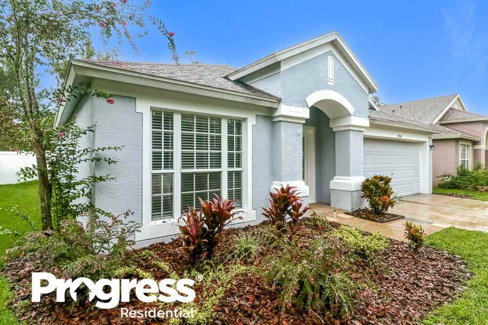 5900 War Admiral Dr - Photo 3 of 16