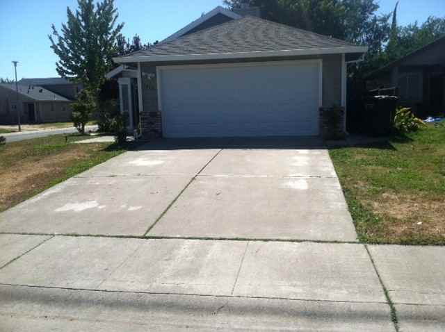 5060 Stoner Dr - Photo 2 of 14