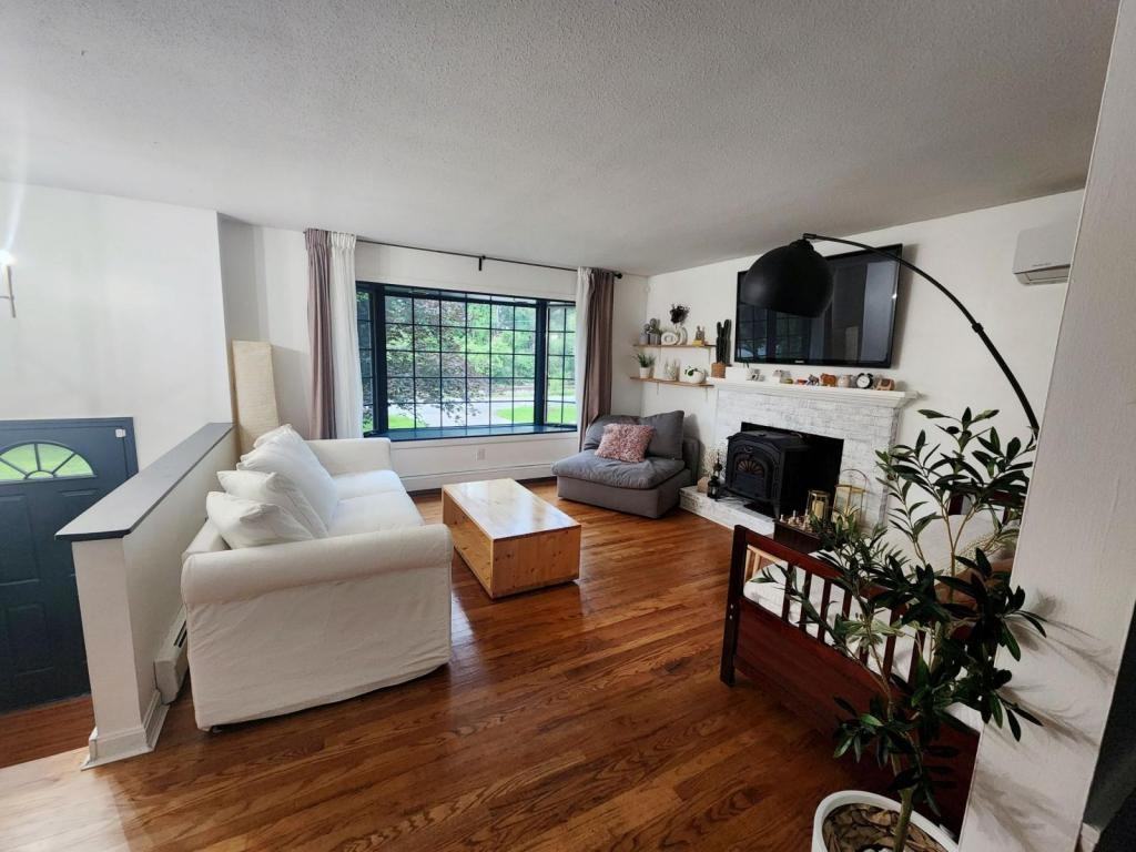 59 Depot Rd - Photo 3 of 33