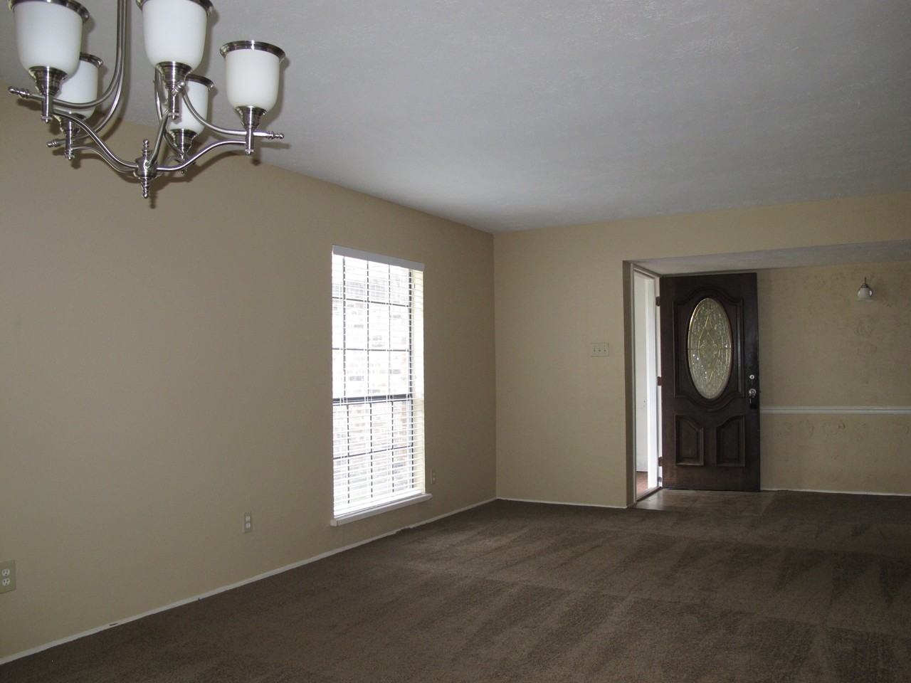 5514 Edgebrook Forest Dr - Photo 3 of 14