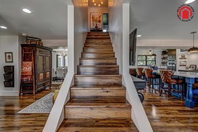 162 S Iowa Ave - Photo 2 of 17