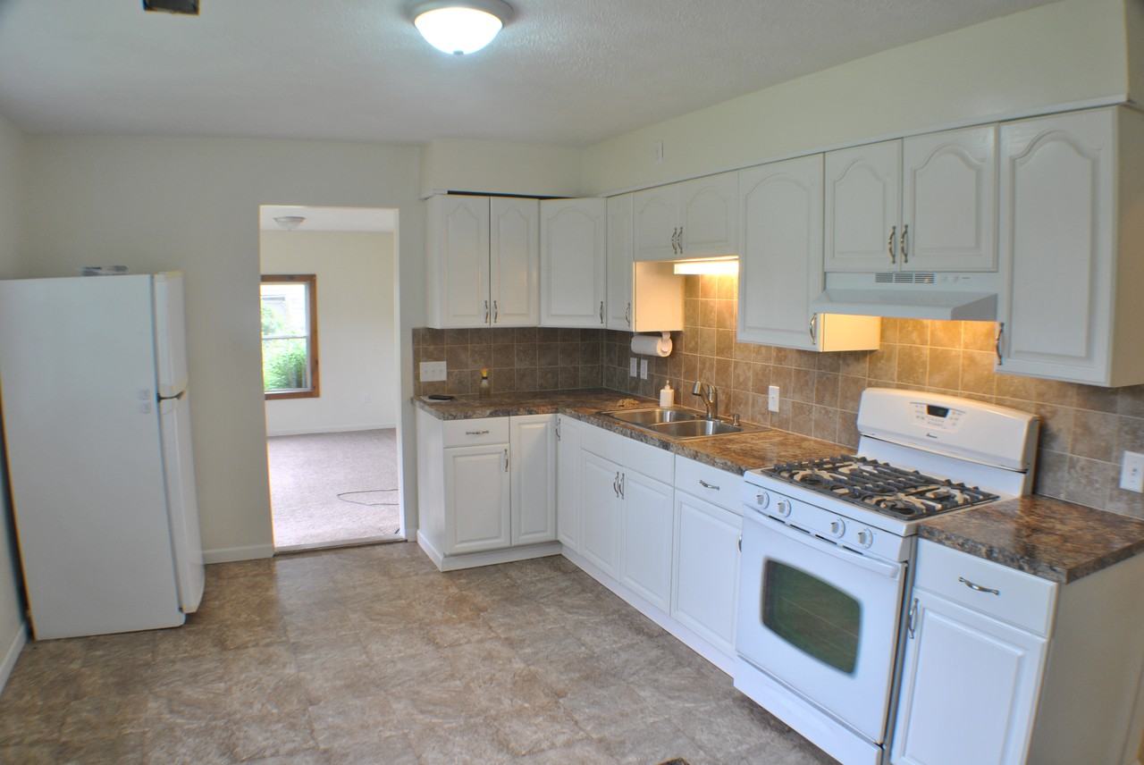 964 129th Ave - Photo 3 of 13