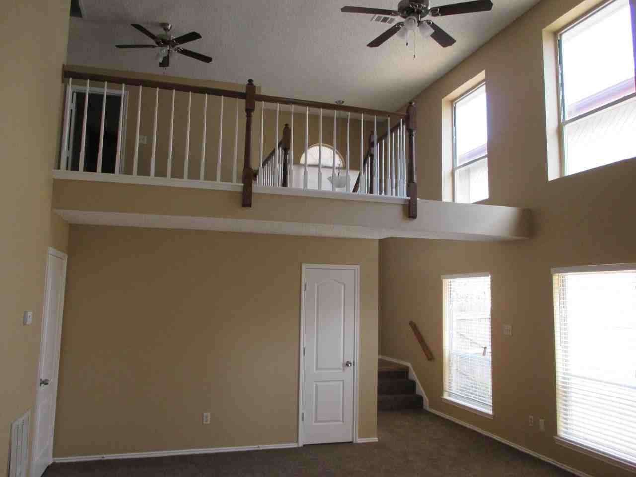 1034 Gaynor Ave - Photo 3 of 18