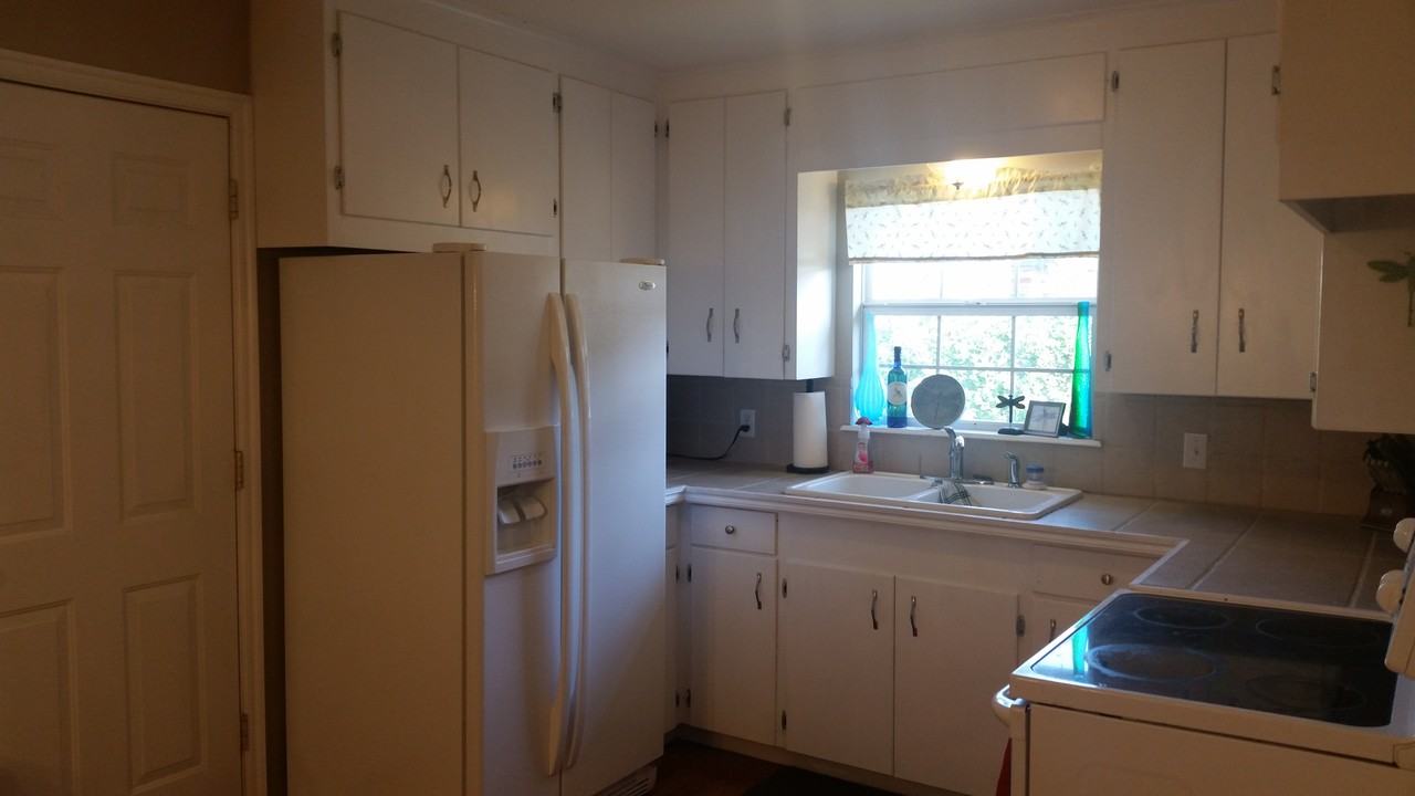 440 S 105th E Pl - Photo 3 of 32