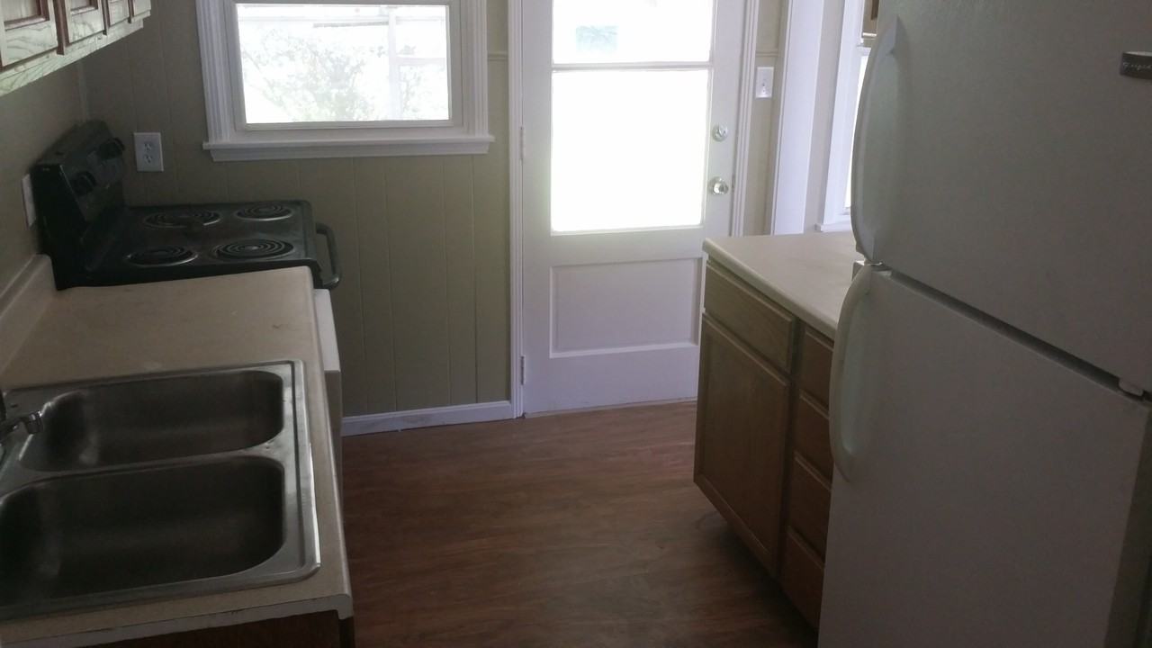 7334 Clovernook Ave - Photo 2 of 10