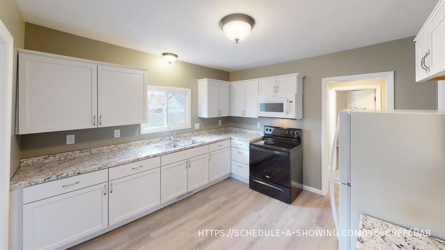 325 W Park St #1 - Photo 2 of 15