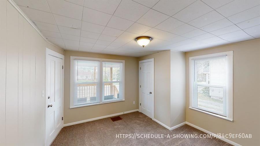 325 W Park St #1 - Photo 6 of 15