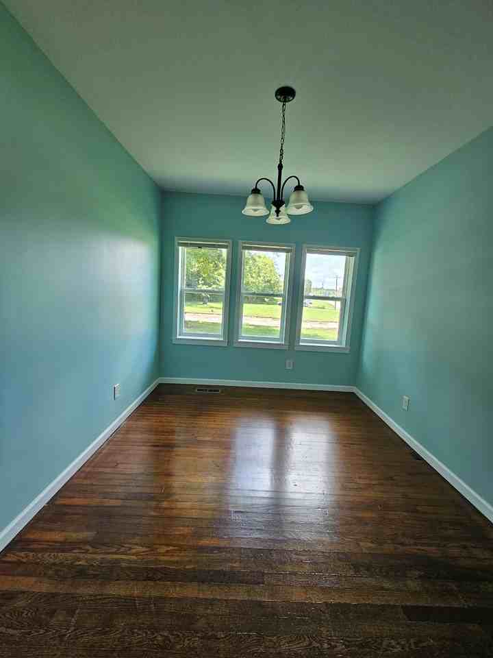 310 Hall St #NA - Photo 3 of 10