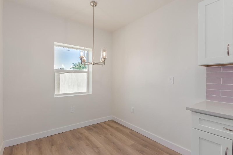 2324 North Treat Avenue - Photo 6 of 22