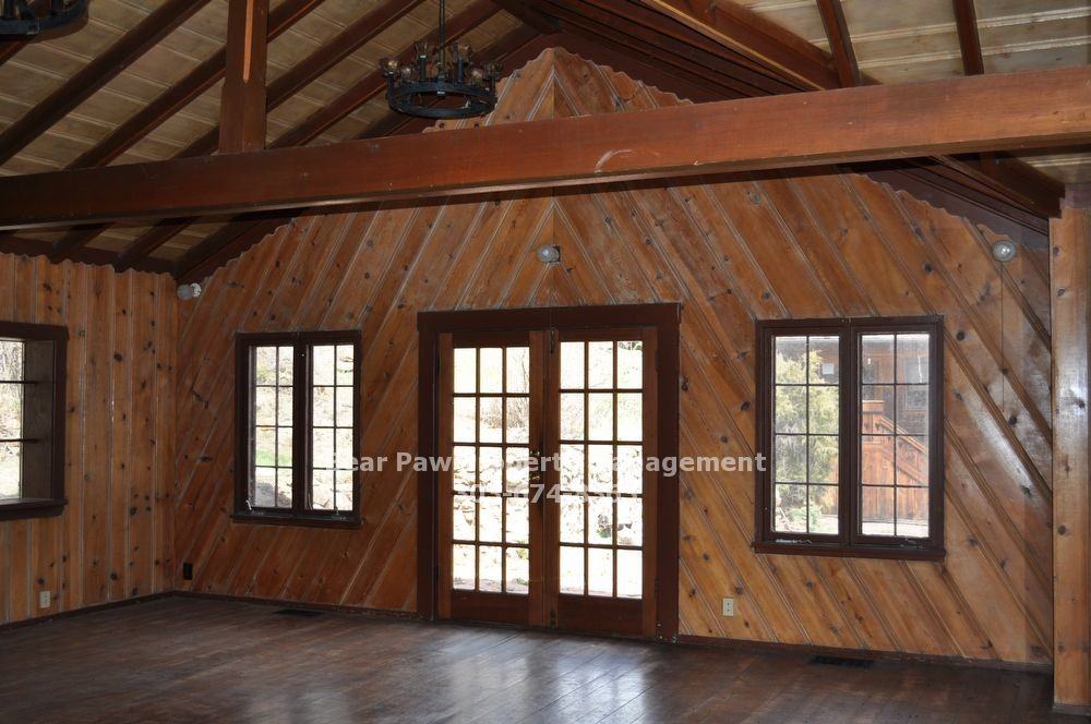 31983 Evergreen Springs Rd - Photo 3 of 10