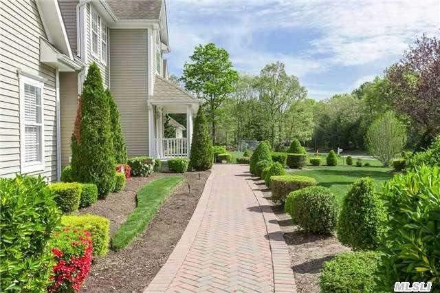 29 Torrington Ln - Photo 3 of 20