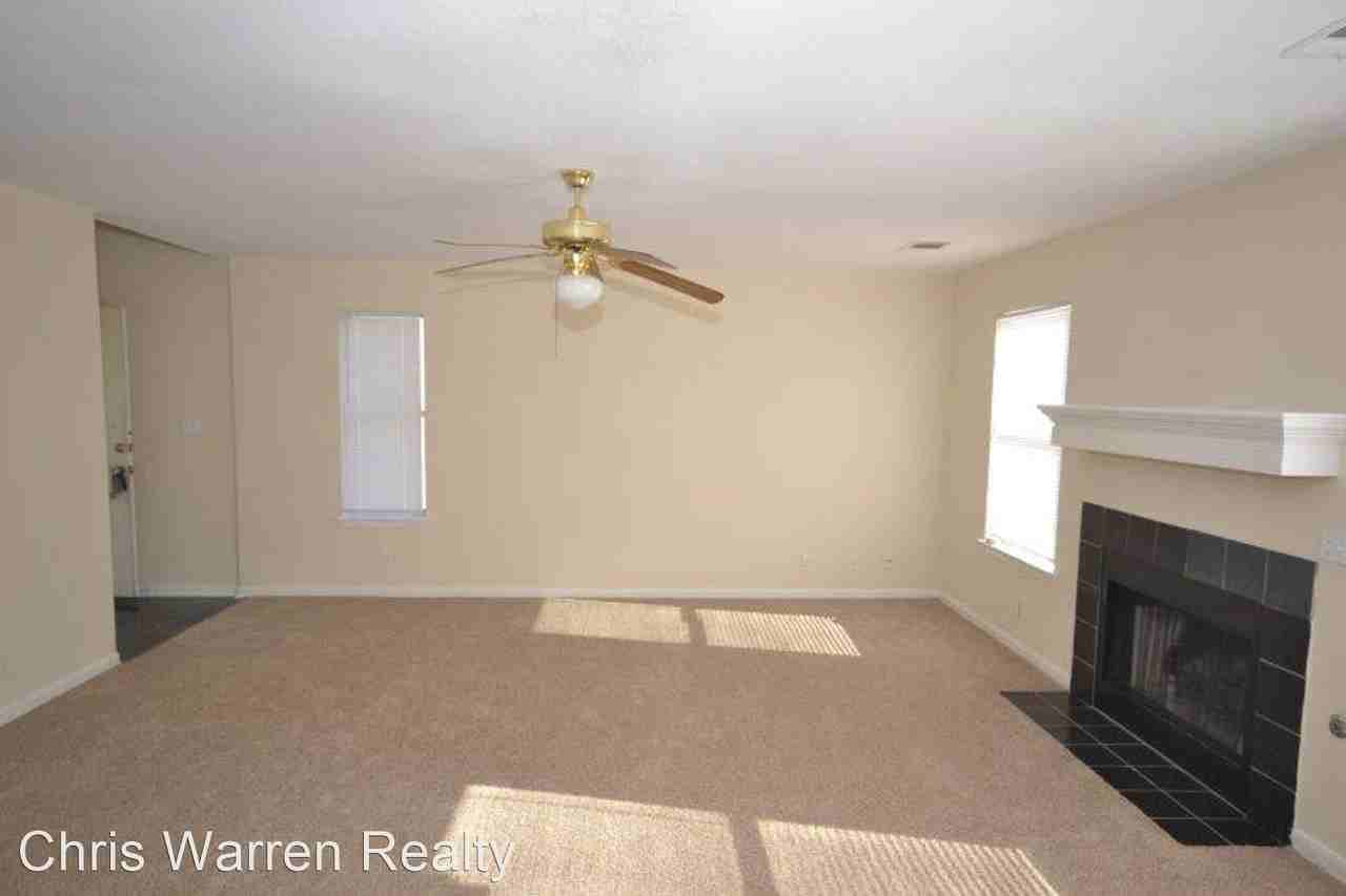 1701 Rio Bravo Loop - Photo 3 of 25