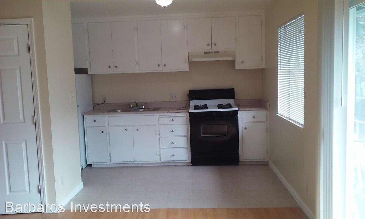 171-173 Faris Court - Photo 2 of 10