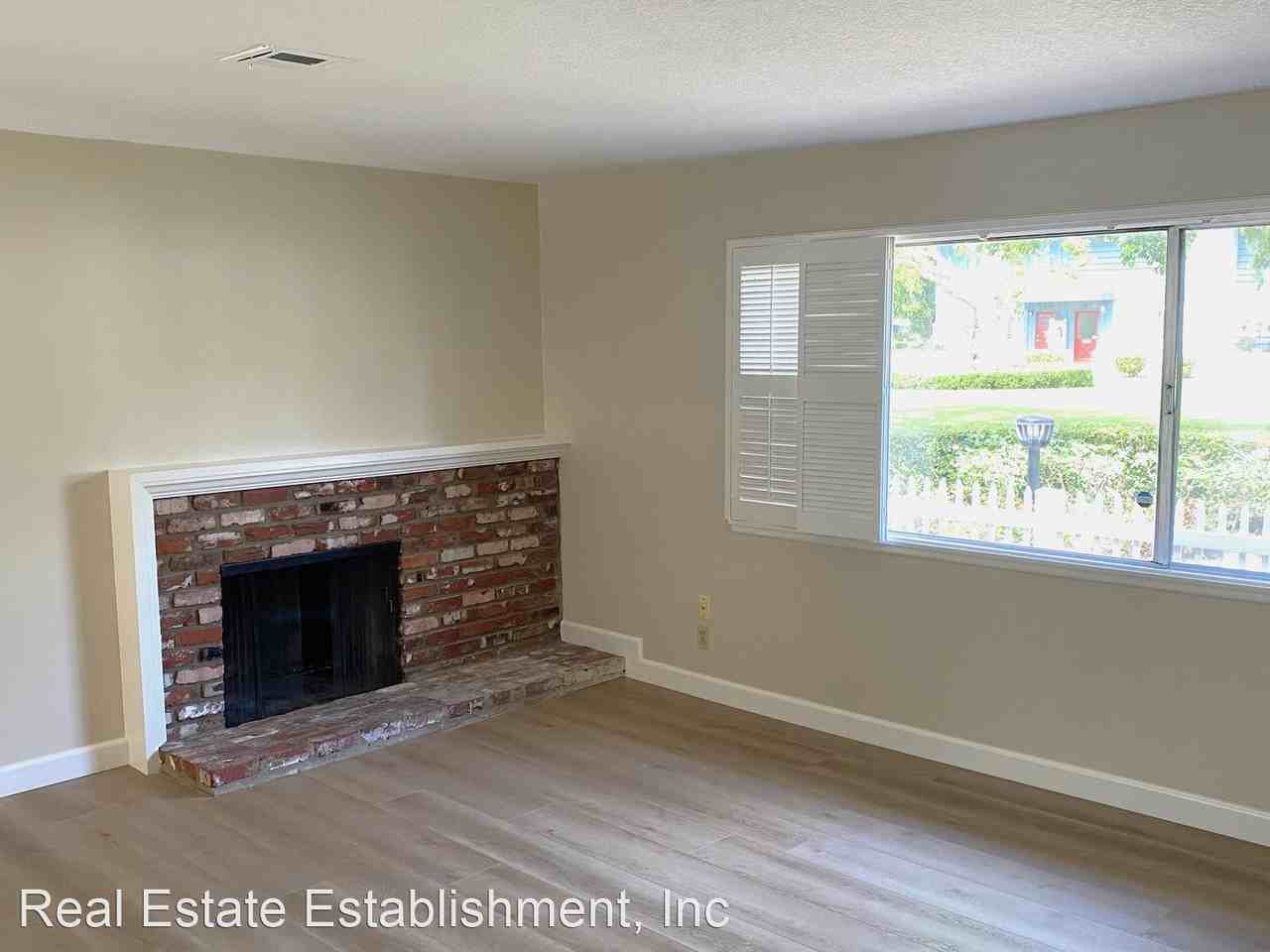 1447 Sycamore Ave - Photo 2 of 17