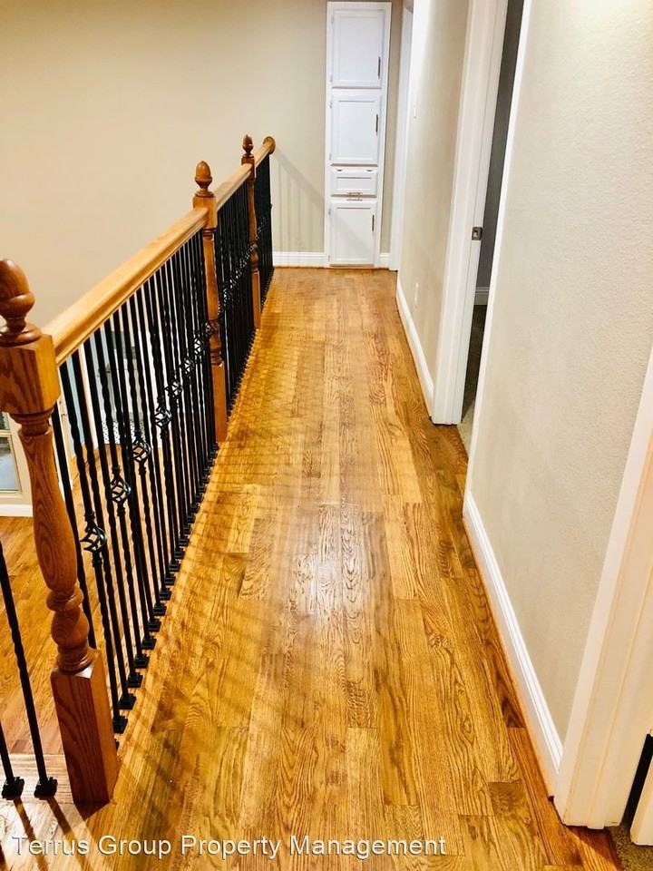 9404 Moss Farm Ln - Photo 2 of 15