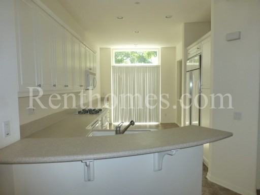 8962 Spectrum Center Blvd - Photo 2 of 22