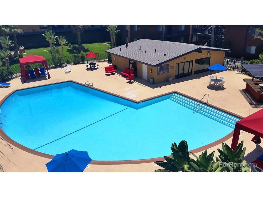 Coronado Palms - Photo 3 of 20