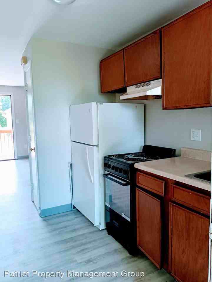 101 - 105 Heywood Ave - Photo 3 of 4