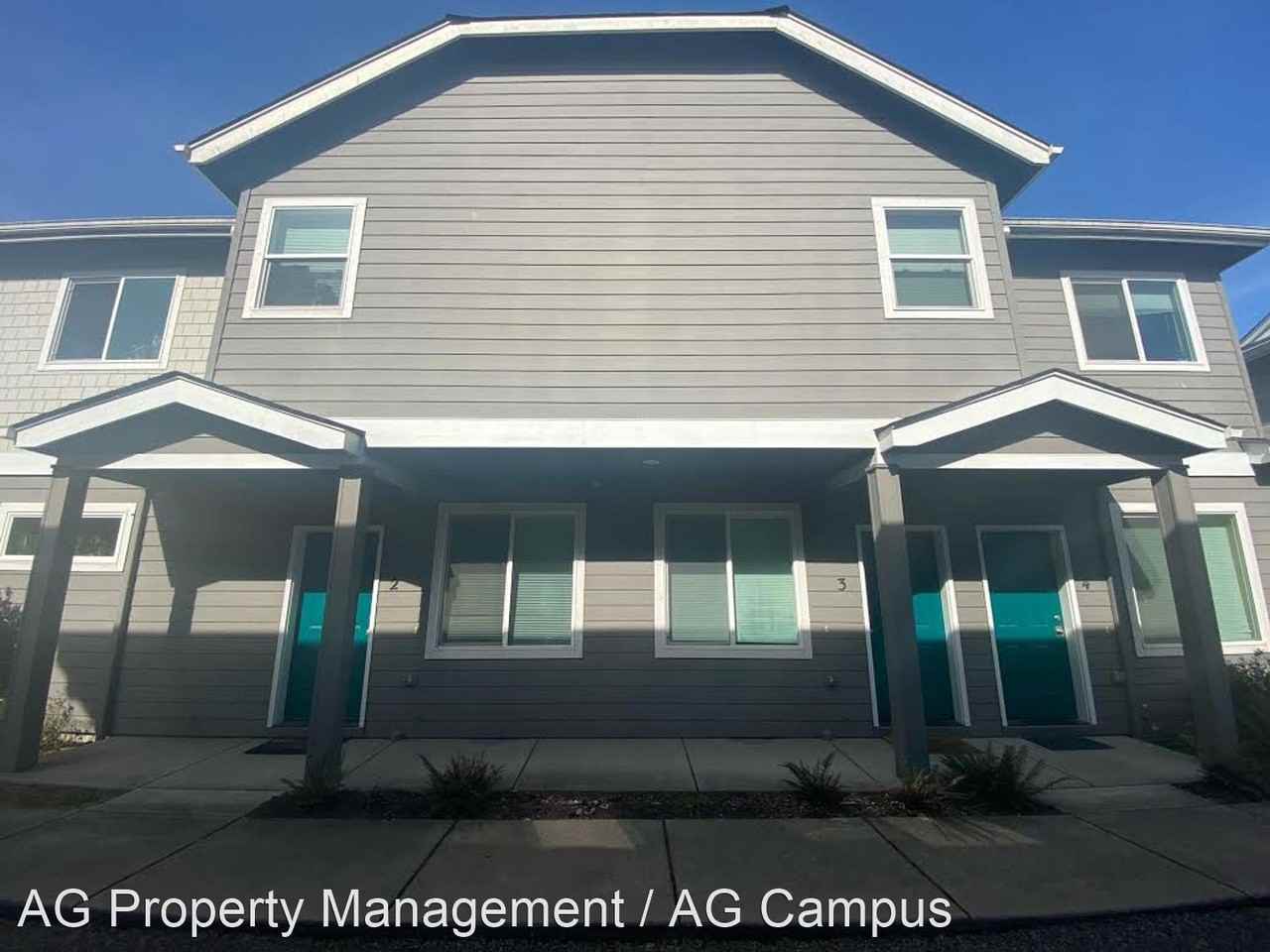 1693 Patterson Alley/ 557 East 17th Ave Apartments in Cal Young, Eugene