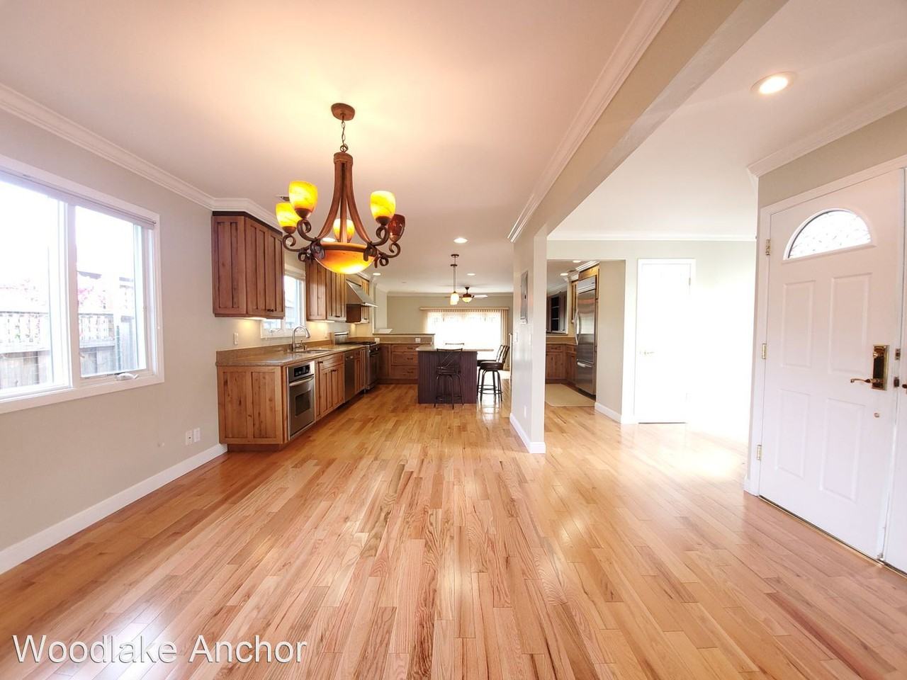 372 Bluefish Ct - Photo 3 of 31