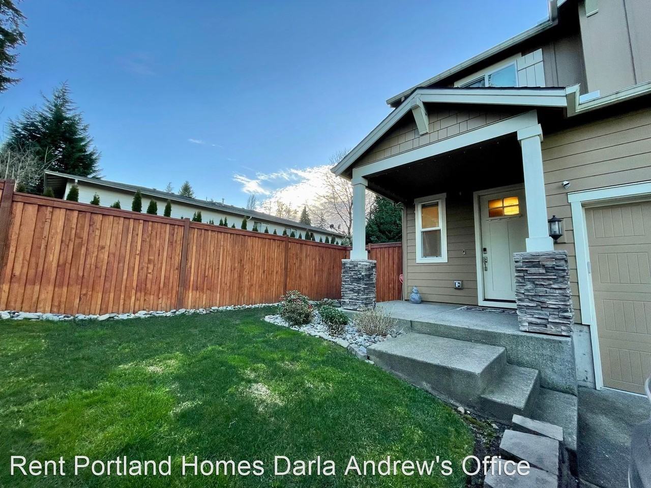 963 Nw Towle Ave - Photo 2 of 33