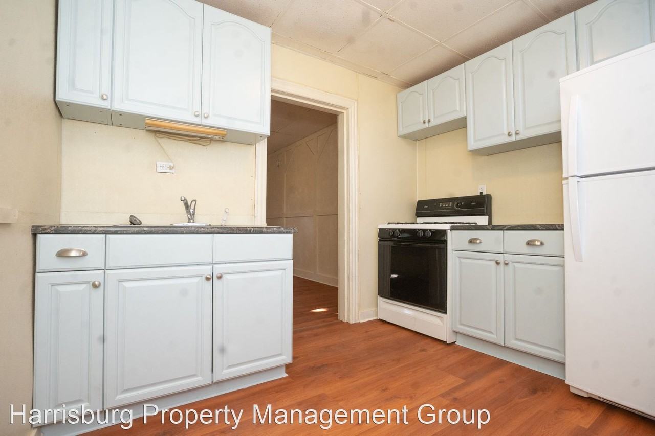 3883 N 6th St - Photo 2 of 16