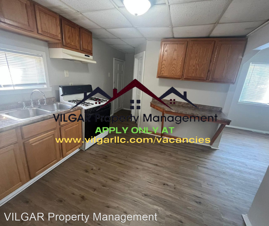 1181 Ralston St - Photo 2 of 16