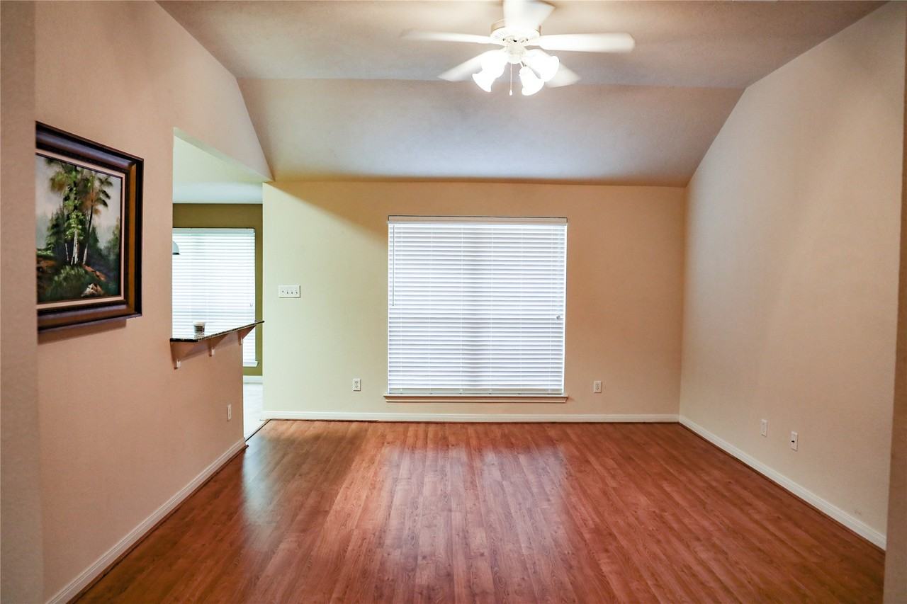 103 Duprie Dr - Photo 3 of 22