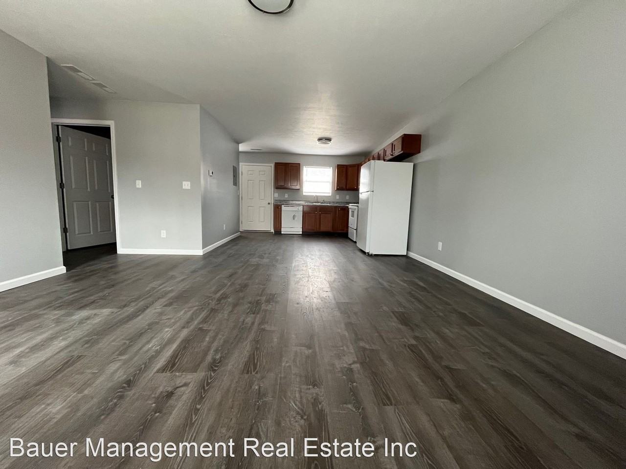 103-107 E Pearl Street - Photo 3 of 16