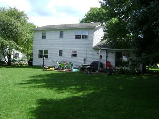 10 Adena Ct - Photo 3 of 20