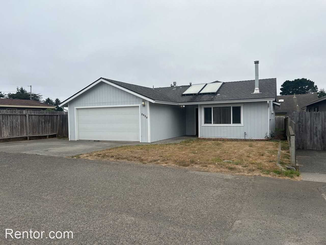 3525 Tracey Ct - Photo 2 of 48