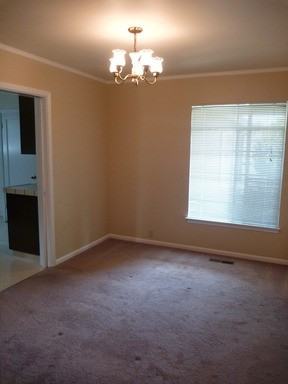 2390 Woodland Ave - Photo 3 of 11