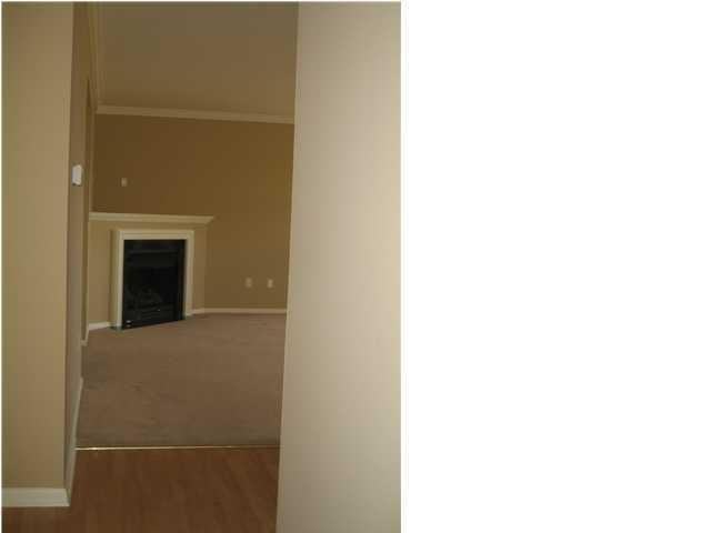 378 St Andrews Pl - Photo 2 of 5