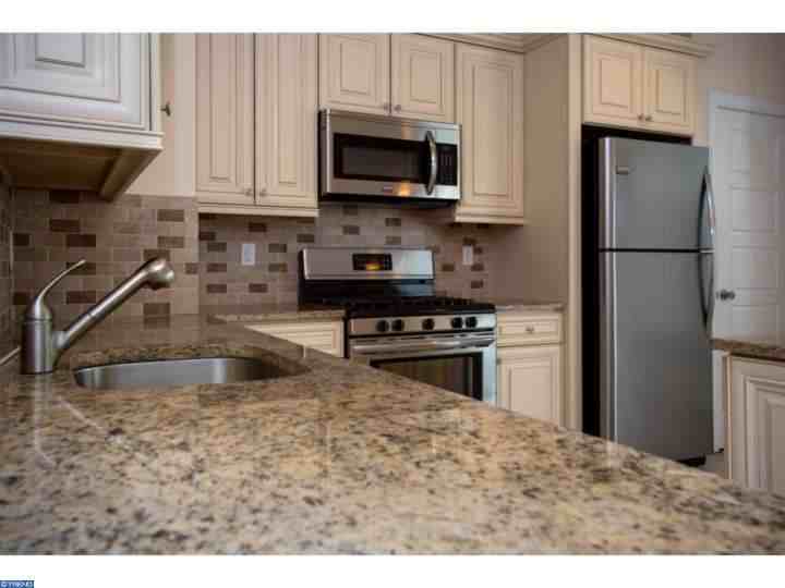 12 Hollyville Dr - Photo 3 of 24