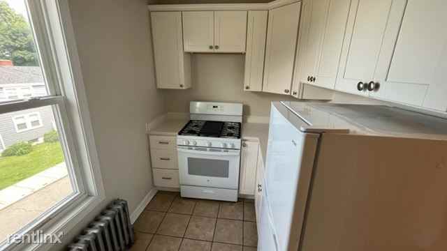 46 Everdean St #2 - Photo 3 of 7