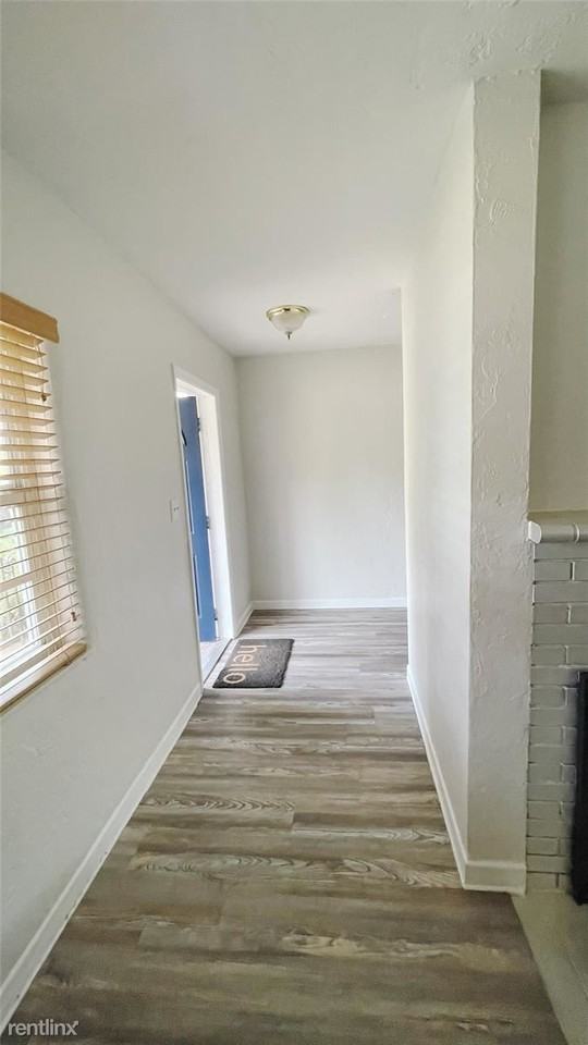 213 Sw 3rd Pl - Photo 2 of 29