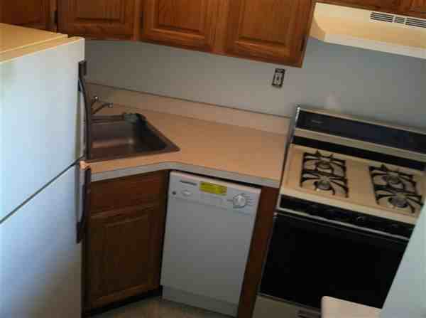 E. Broadway - Photo 2 of 4