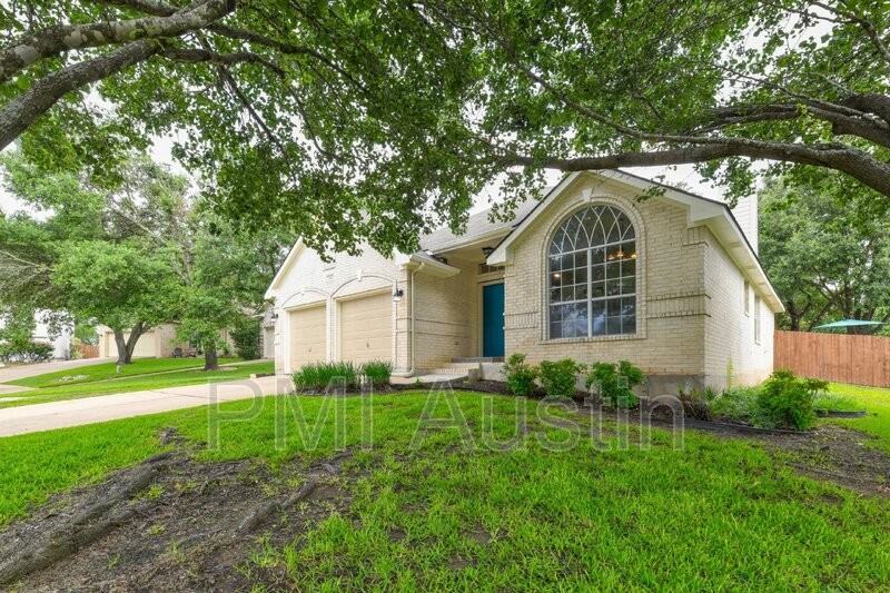 15412 Osseo Cv - Photo 2 of 25