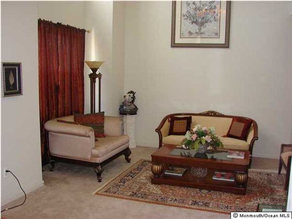 2 Fox Hollow Dr - Photo 2 of 6