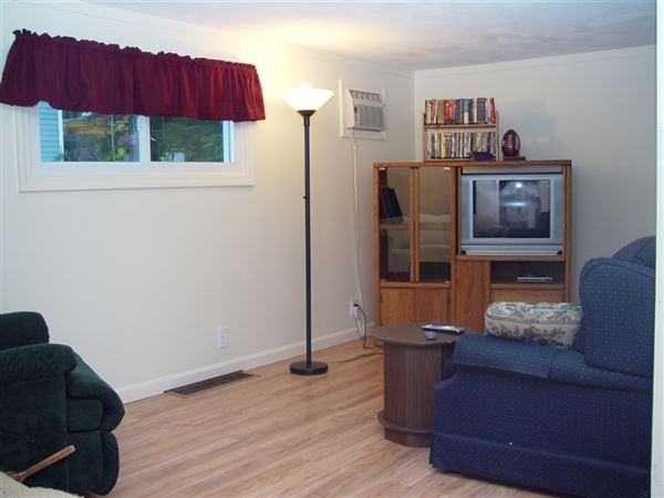 312 Main Street - Photo 3 of 7