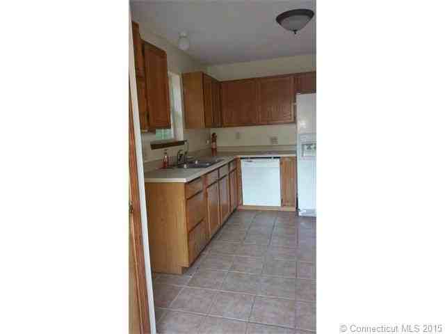 19 Rill Brook Rd - Photo 3 of 27