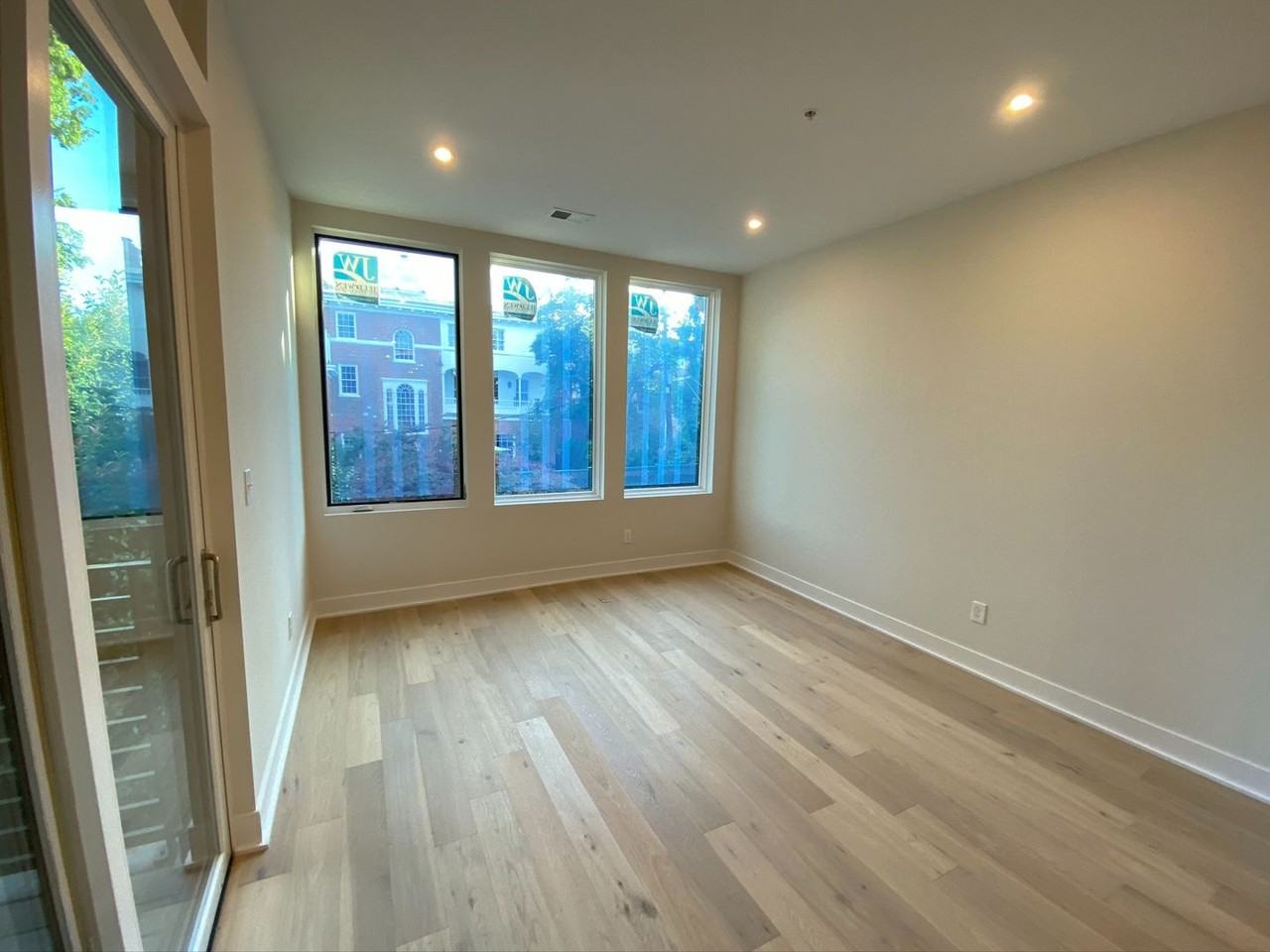 3016 Dumbarton St Nw - Photo 3 of 16