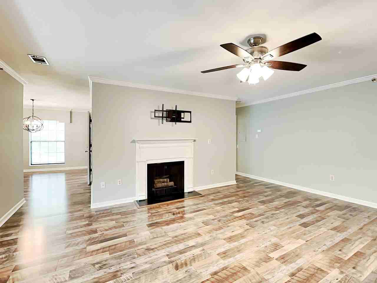 1405 Highland Bluff Dr Se #405 - Photo 3 of 16